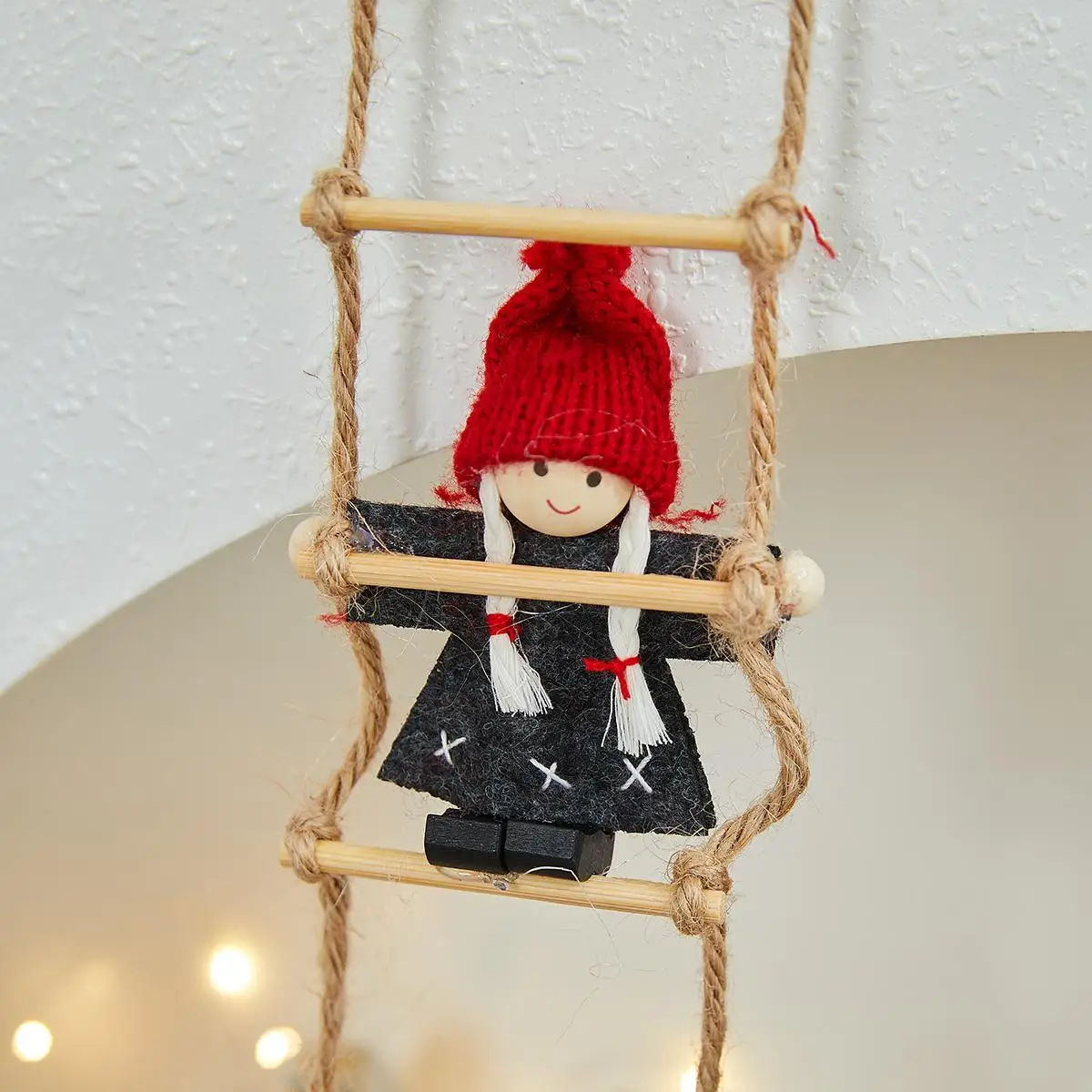 Christmas Decorations Climbing Ladders Santa Claus Snowman Scenes Decorative Pendants Tree Atmosphere |