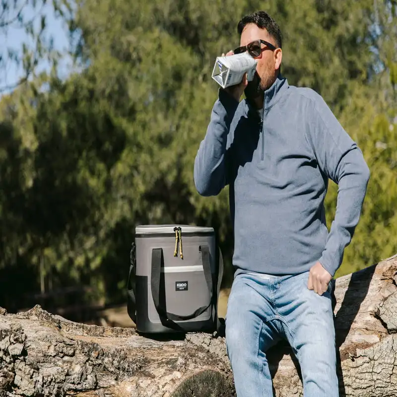 

Can Overland Soft Sided Cooler, Gray