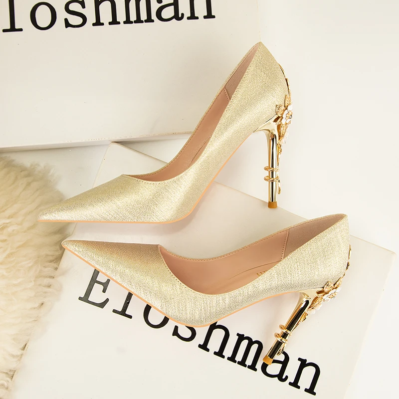 Elegant Metal Carved Heels Women Pumps 2023 High Quality Fashion Sexy Suede High Heels 10cm Shoes Woman Wedding Shoes