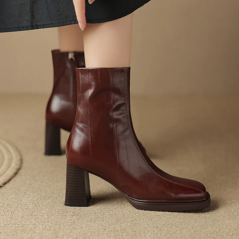 

Женские Водонепроницаемые ботинки на платформе, Простые короткие ботинки на высоком каблуке с боковой молнией и квадратным каблуком, новинка зимы 2023