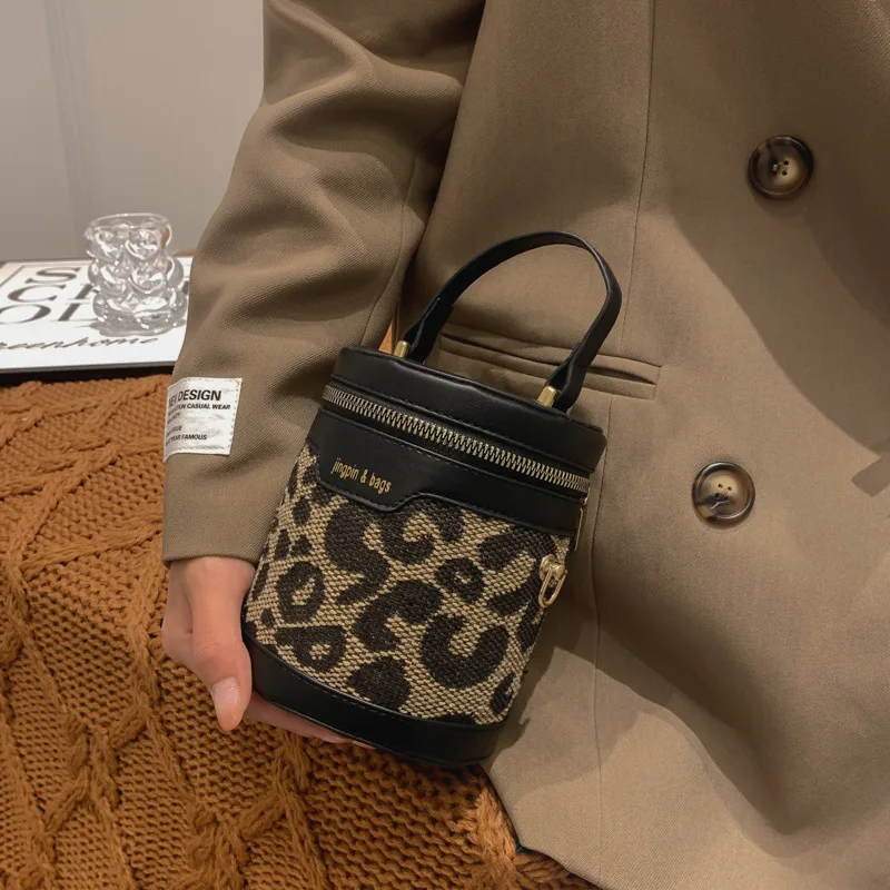 

Mini Bucket Bag Small Messenger Bag Leather Leopard Single Shoulder Bag Thousand Bird Check Messenger Bag