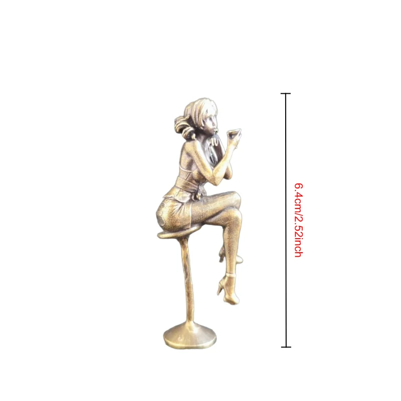 

Медная статуэтка девушки с бокалом 6,4 см