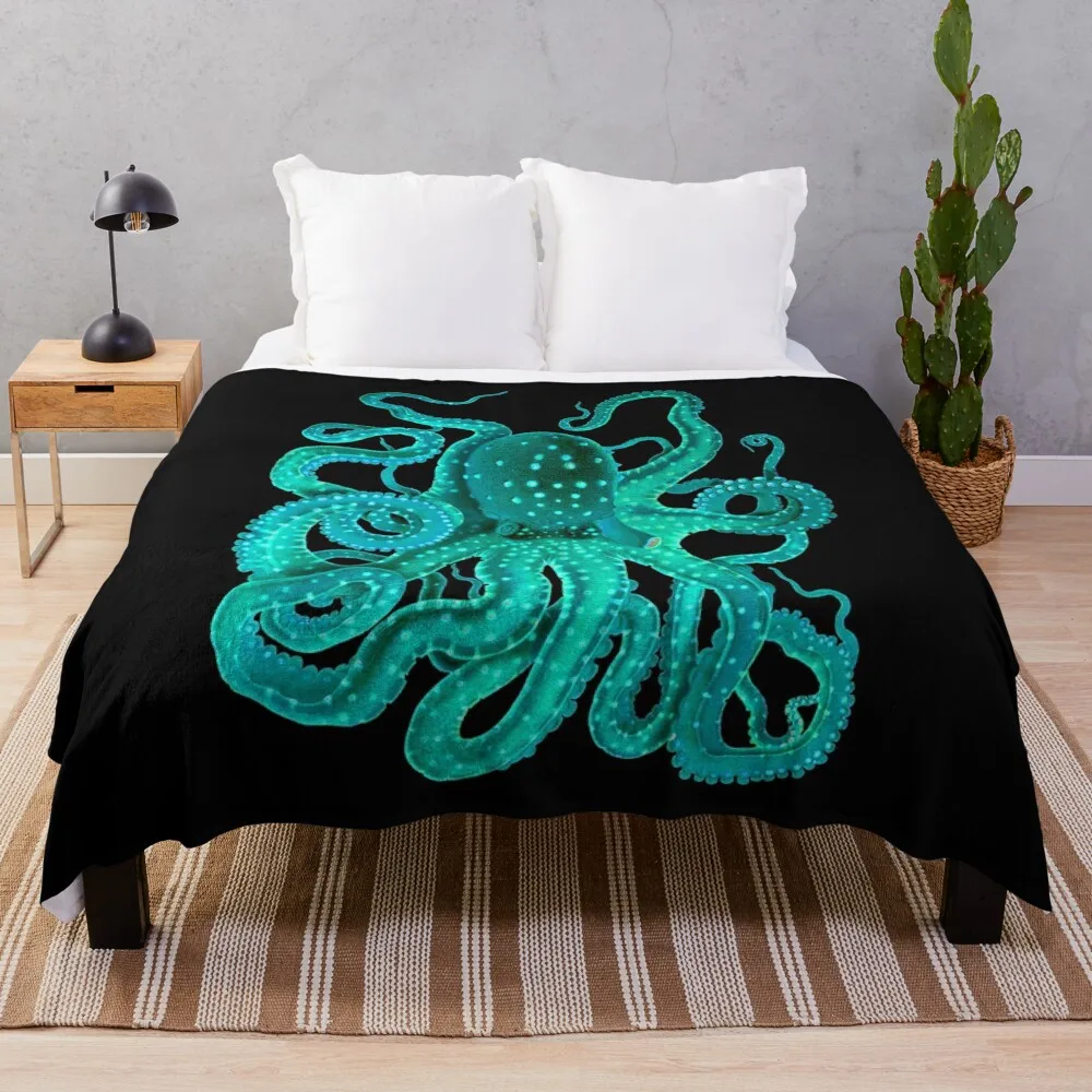 Скандинавские котята. Так приятно укрывала бирюзовым одеялом. Так приятно укрывала бирюзовым одеялом. Софи де марко покрывало зеленое. Покрывало паутинка.