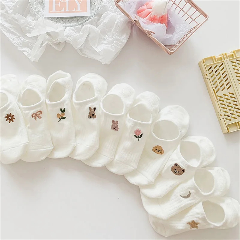 10Pairs Cotton Women's White Boat Socks Cartoon Pattern Bear Flower Casual Summer Breathable Cute Socks Short Happy Ankle Sock