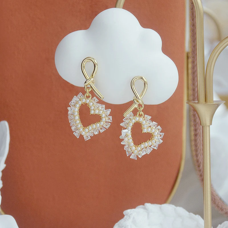 

Korean Fashion Full Crystal Pearl Heart Earring for Lady Charm Temperament Love Shape Stud Earrings Wedding Jewelry Pendant