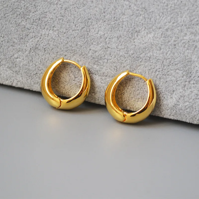 

Fashion Jewelry for Woman Students Simple Earring Minimalism Retro French Romantic Metal Small Circle Hoop Earrings