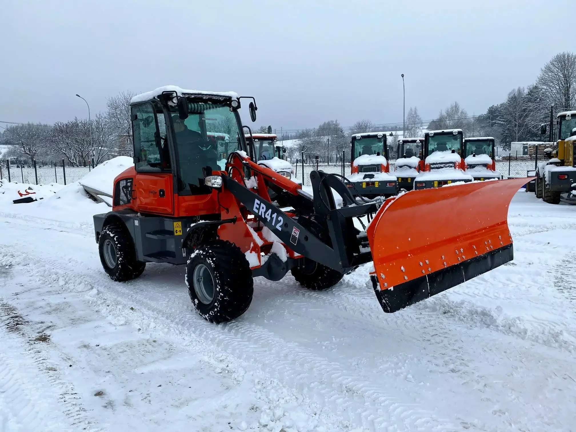 Китай EVERUN ER412 1200 кг новинка CE EPA садовая лопата ковш передний маленький колесный