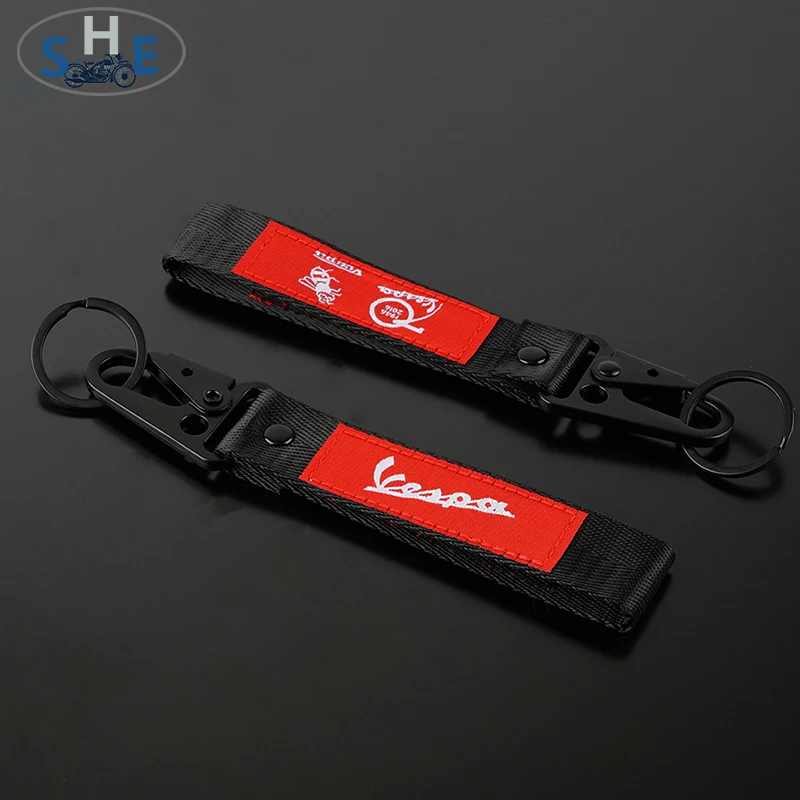 

For Vespa Piaggio GTS GTV LX PX Sprint Primavera 50 125 150 150S 250 300 300ie 946 Motorcycle Embroidery Keychain KeyRing