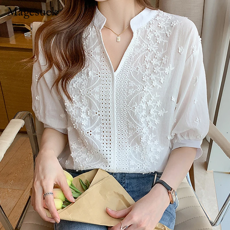 

Fashion Summer Blouse Women 2022 Embroidery Cotton White Shirts Short Sleeve V-neck Lantern Sleeve Women's Clothing Blusas 14204