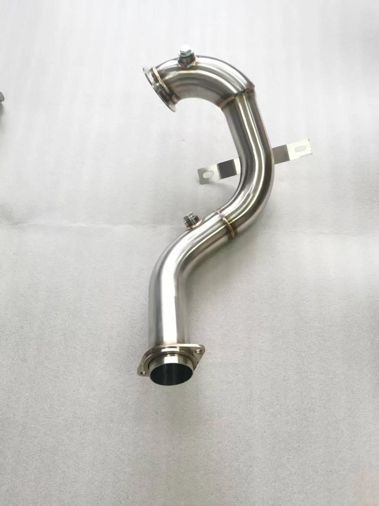 Фото Выхлопная труба (даунпайп) из нержавеющей стали без DPF для VW Polo 6R 1.4 TSi (140 л.с.) 2009-2017 №5