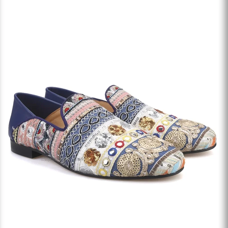 

Лоферы мужские с блестками и вышивкой, удобные мокасины ручной работы, без застежки, праздничная повседневная обувь, разные цвета