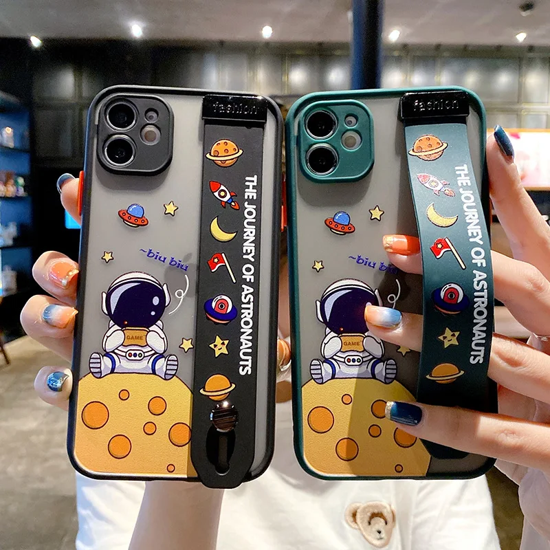 

Astronaut Wrist Band Phone Case For iPhone 13 12 11 Pro Max Mini X XS XR 7 8 Plus SE 2 Creative Cover
