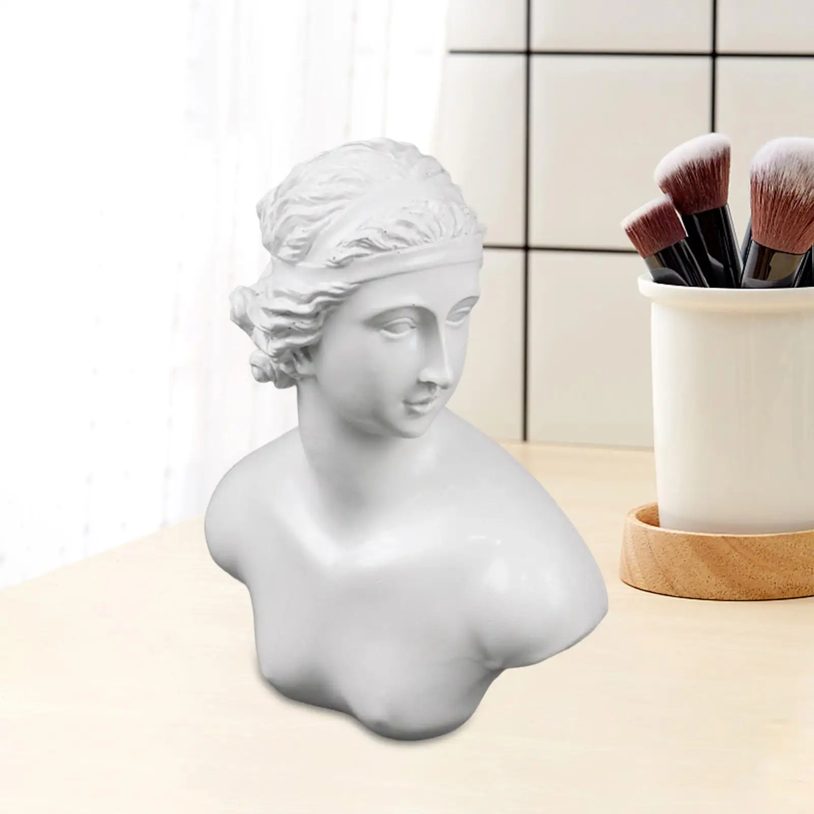 

Necklace Display Stand Gift Bust Stand Model for Dresser Showcase Counter Home Organization