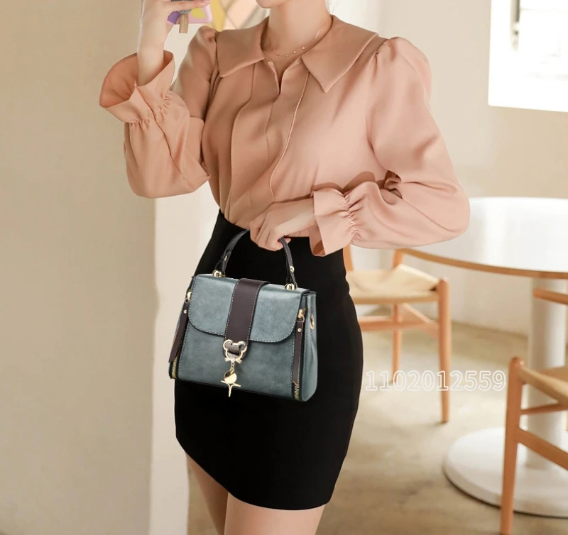 Disney Mickey's New Women's Bag Luxury Brand Women's Handbag Large-capacity Fashion Trend All-match One-shoulder Oblique Bag