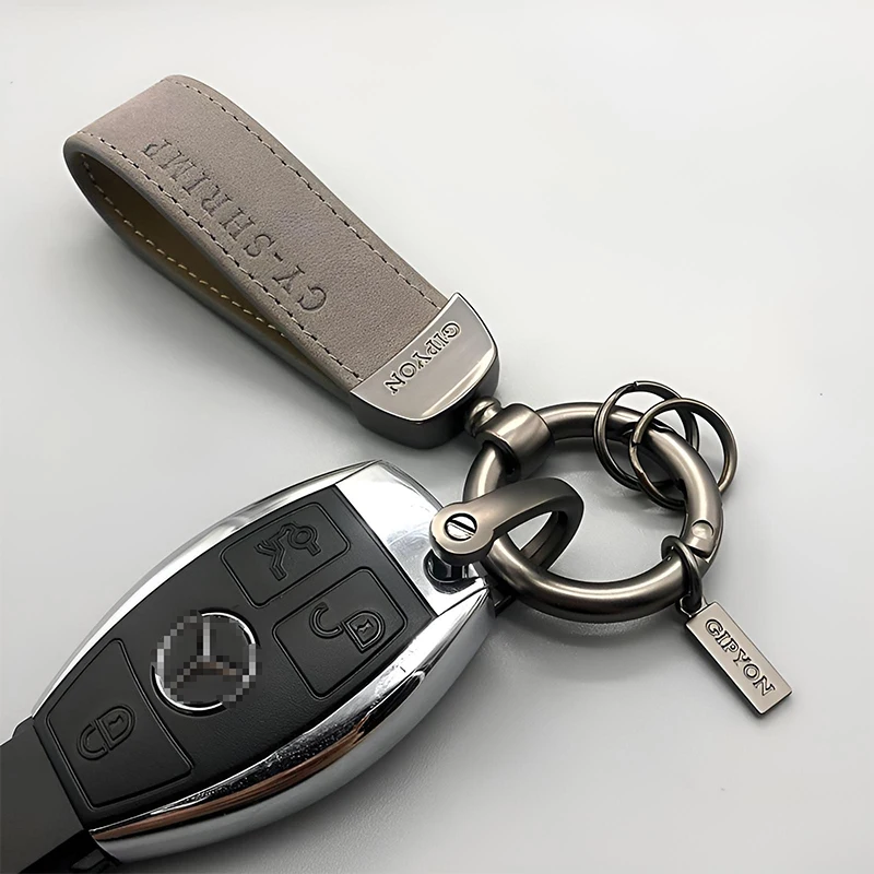 Брелок Унисекс С Вращающейся Меховой Подвеской Изображением Астронавта