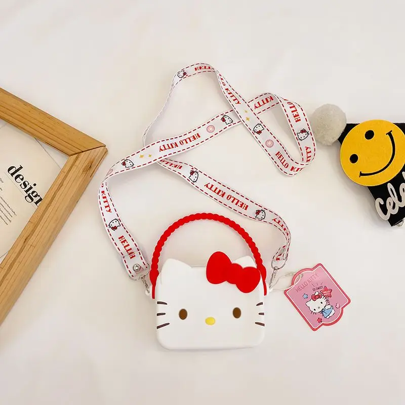 

Kawaii Sanrio Hellokittys Kuromi Cinnamoroll Mymelody Cute Fashion Handbag Silicone Cross Coin Purse Girls Anime Toys Kids Gifts