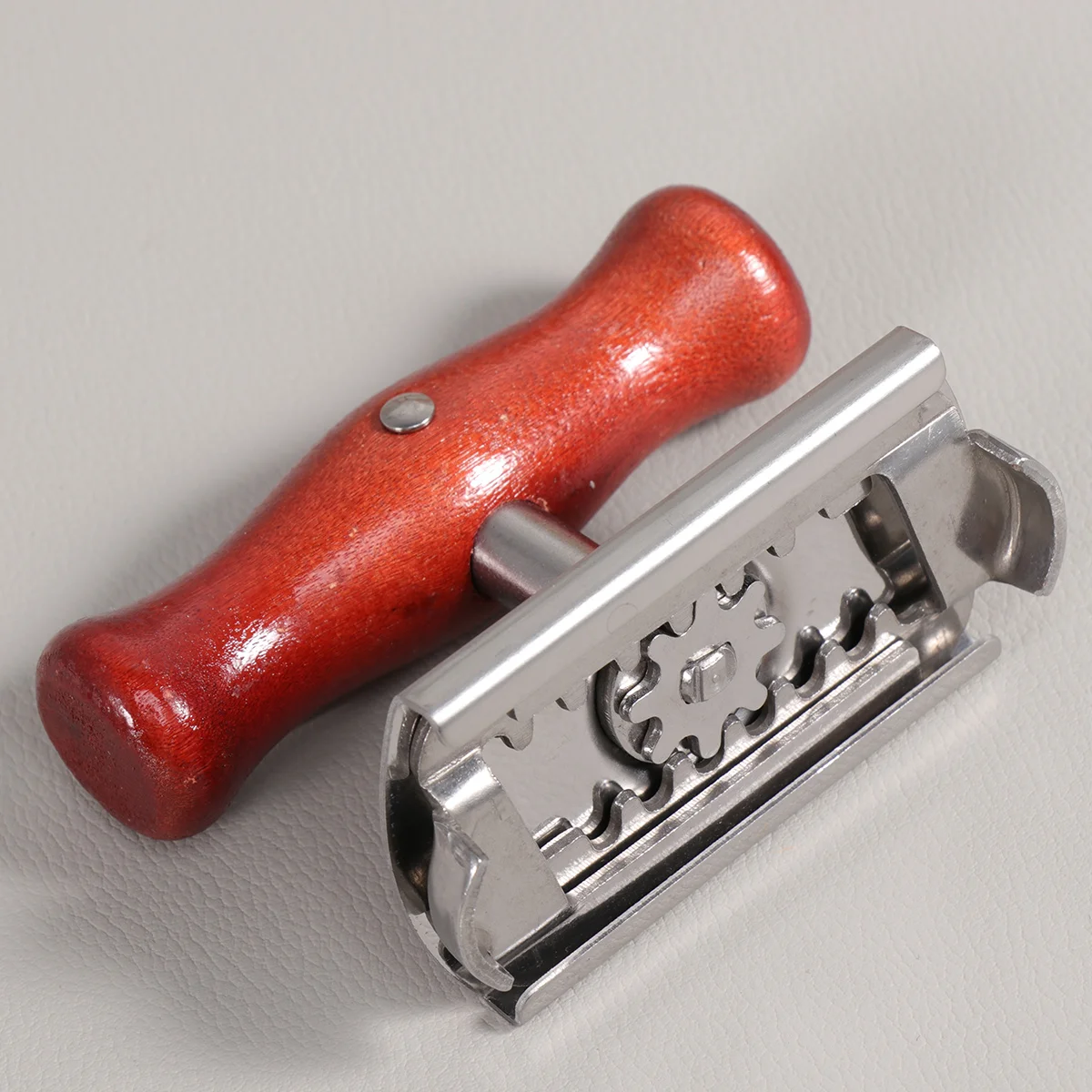 

Opener Bottle Jar Can Lid Steel Stainless Adjustable Manual Grip Wrench Helpergripper Restaurant Beer