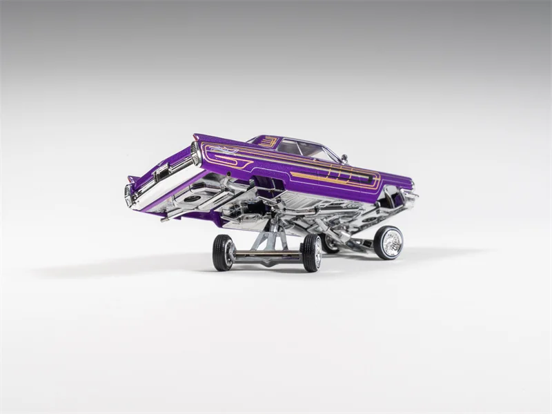 Фото Коллекционная модель автомобиля 97M 1:64 1964 Coupe DeVille LowRider из сплава №1