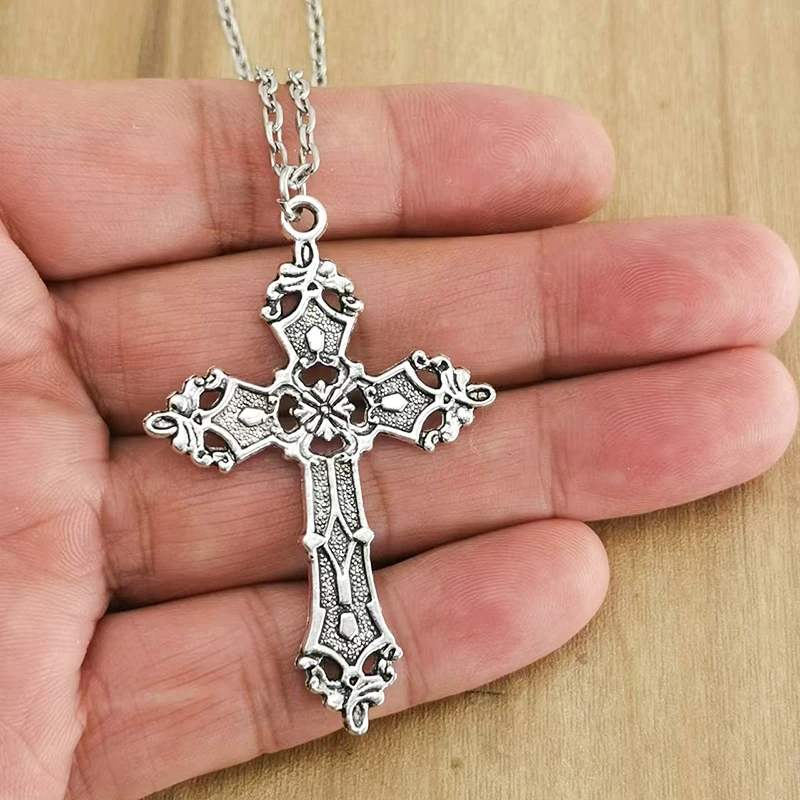 

Vintage Goth Cross Pendant Chain Necklace Woman Men Ancient Silver Gothic Aesthetic Y2k Zinc Alloy Jewelry Accessories Wholesale