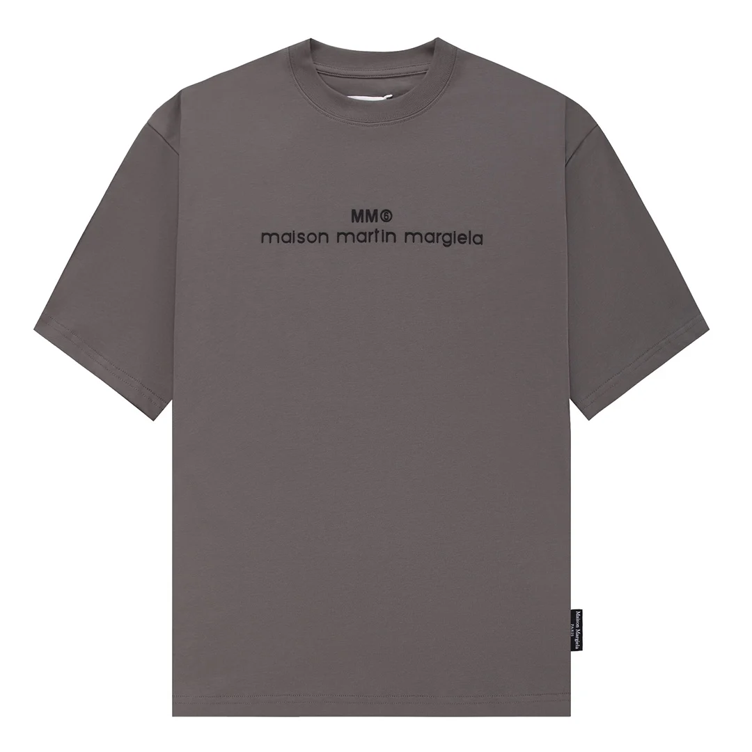 

Margiela стиль 2023 Новинка MM6 трехмерные тисненые 3D буквы свободная футболка с коротким рукавом парные топы унисекс оверсайз