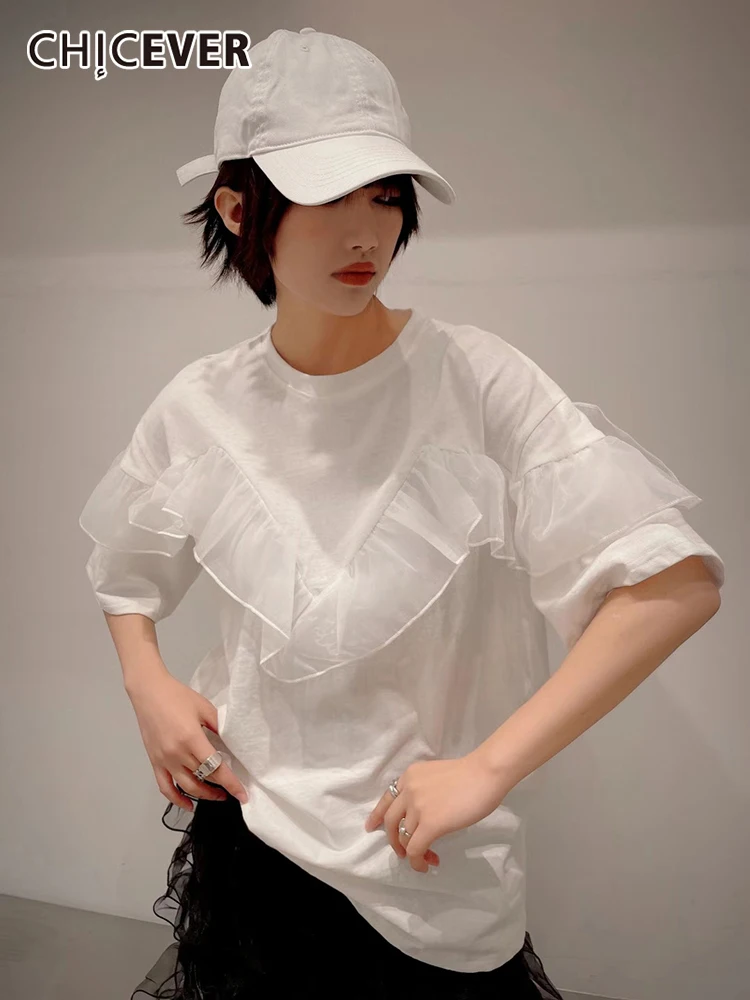 

CHICEVER белая женская футболка с круглым вырезом и коротким рукавом, с оборками, однотонные свободные футболки большого размера, женская одежд...