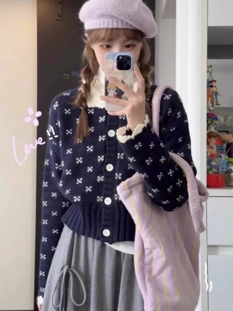 Женская короткая куртка с длинным рукавом цветочным принтом