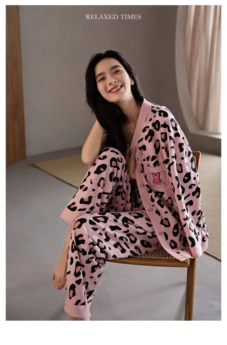 Осенне-зимняя женская розовая свободная Пижама с леопардовым принтом домашний