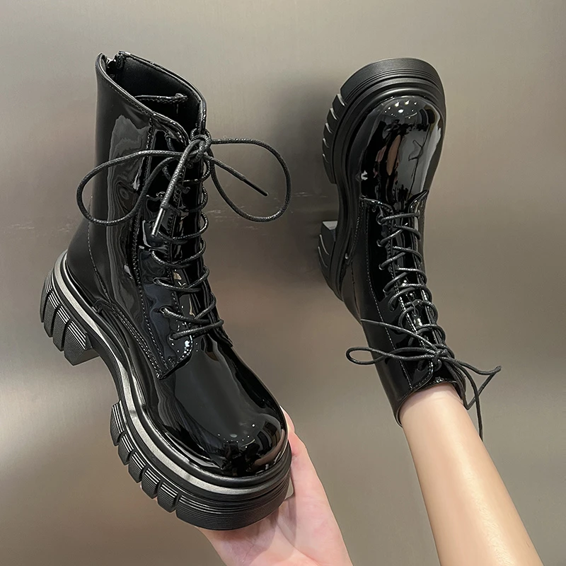 

2022 New Black Fashion Patent Leather Women's Boots Lace-up Thick-soled Boots Women's Winter Warm Non-slip Short Boots Women