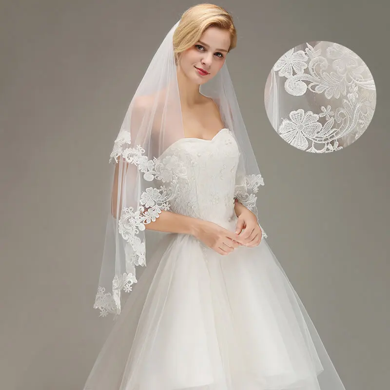 

Cheap Two Layers Tulle Bridal Veil For Weddings 1.5M Lace Edge Short Wedding Veil with Comb Wedding Accessories Veu de Noiva