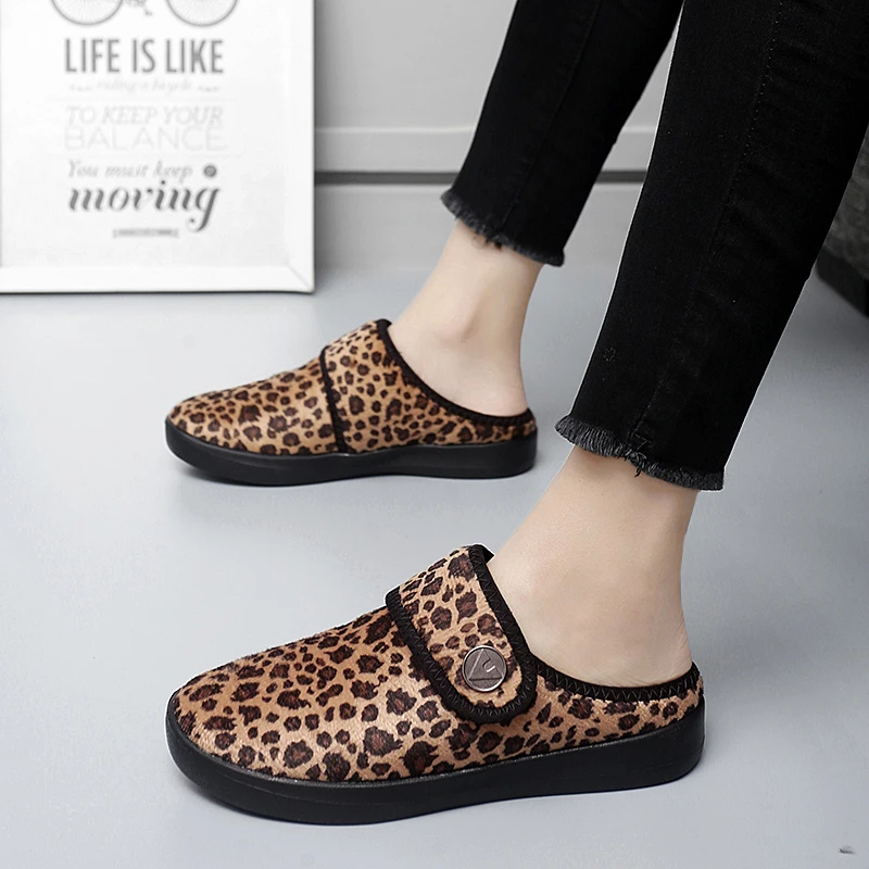 Women's winter slippers plus velvet indoor and outdoor slippers non-slip soft bottom leopard print breathable and comfortable