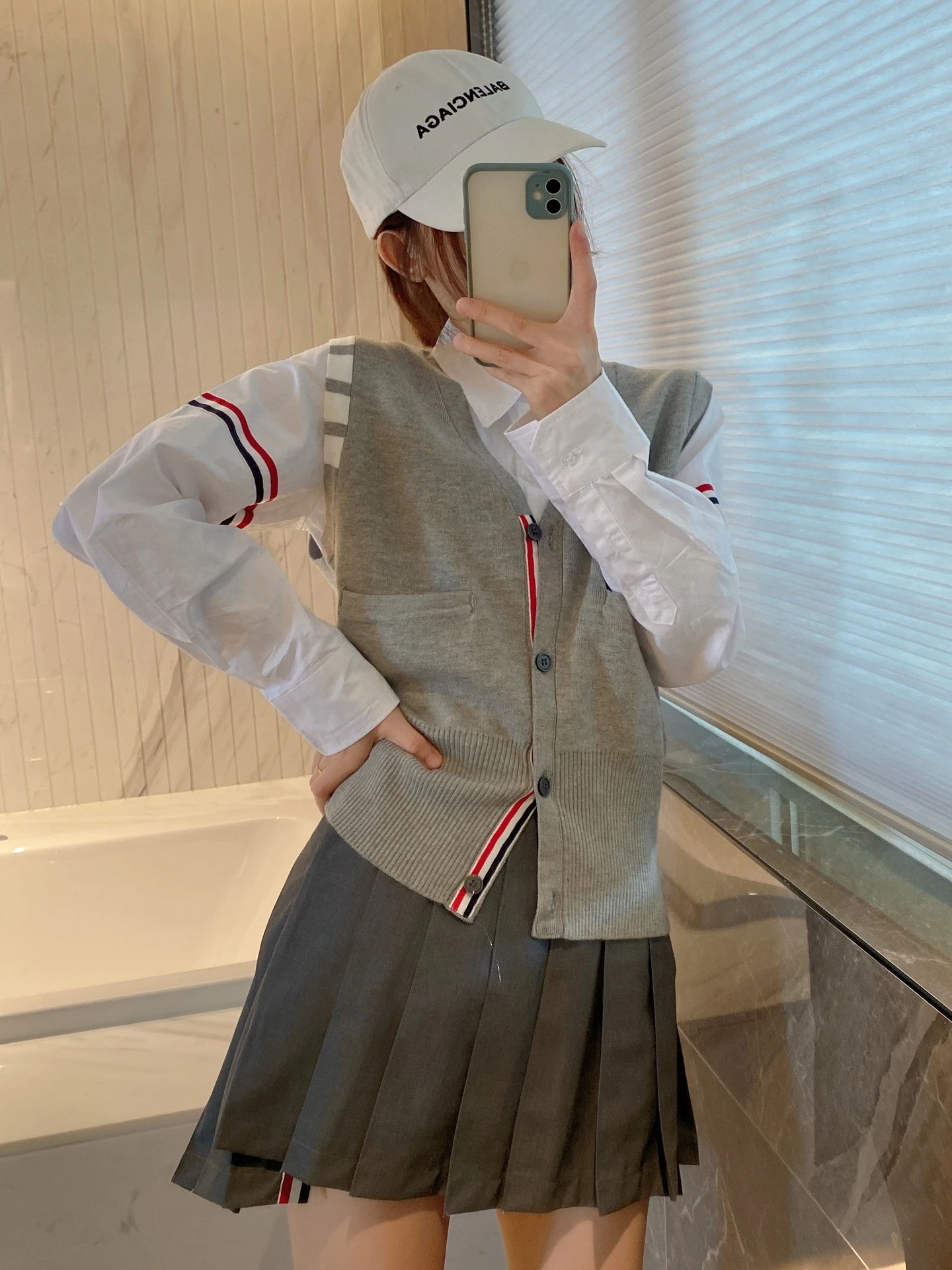 Новый жилет с вышивкой для щенков флисовый вязаный четырьмя полосками кардиган