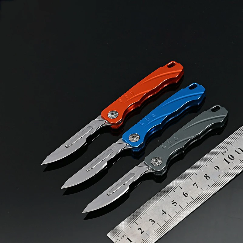 

Classic Exclusive Mini Folding Knife Sharp Scalpel Art Knife Carving Portable Express Unpacking Keychain Knife