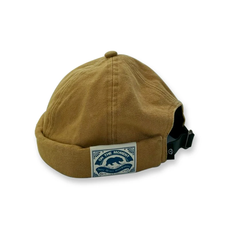 

Женская и мужская шляпа из натуральной кожи с логотипом