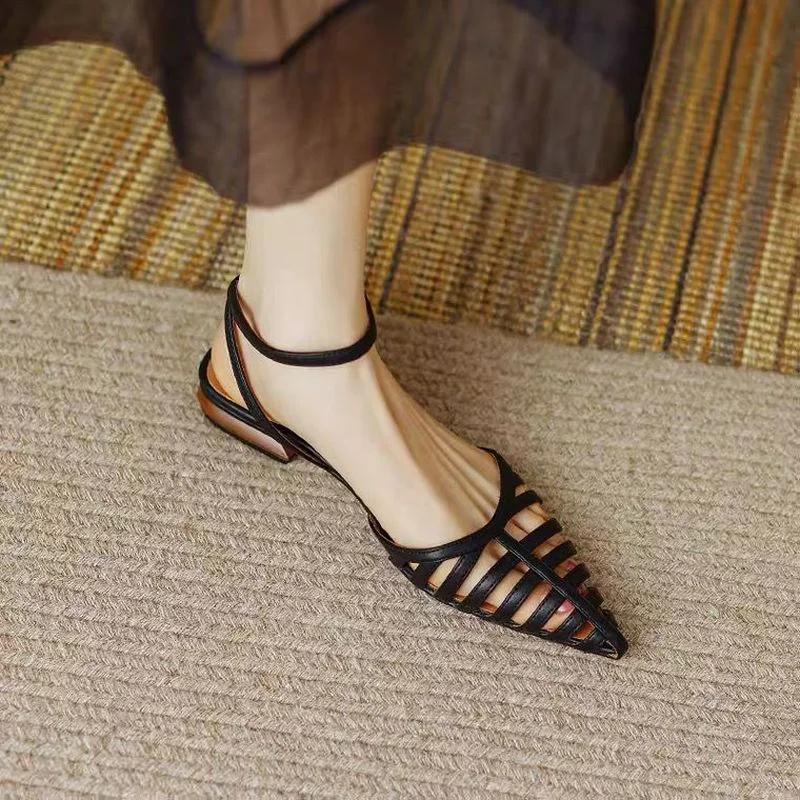 

Pointed Toe Shoes Woman Sandals 2022 Fashion Leather Hollow Out Pointed Tip New Summer Party Office Lady Women Sandals LargeSize