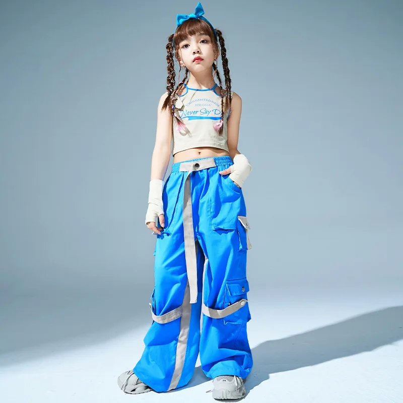 

Новый Детский джазовый костюм, танцевальная одежда в стиле хип-хоп, укороченные топы, синие брюки-карго, костюм для уличных танцев для девочек-подростков, костюм для выступлений, Концертная одежда