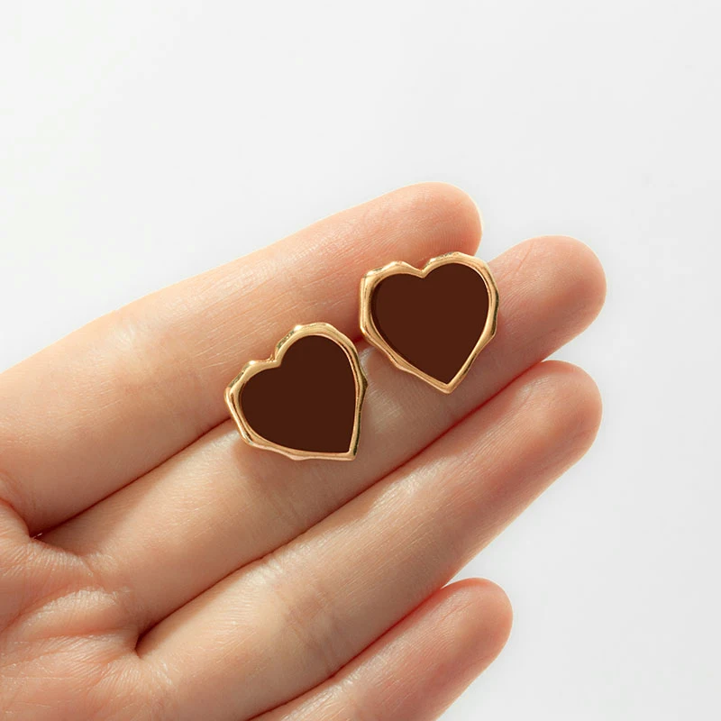 

Korean Fashion Red Heart Stud Earrings for Women Girls Gifts Gold Cute Vintage Jewelry Accessories Statement Trend Minimalist