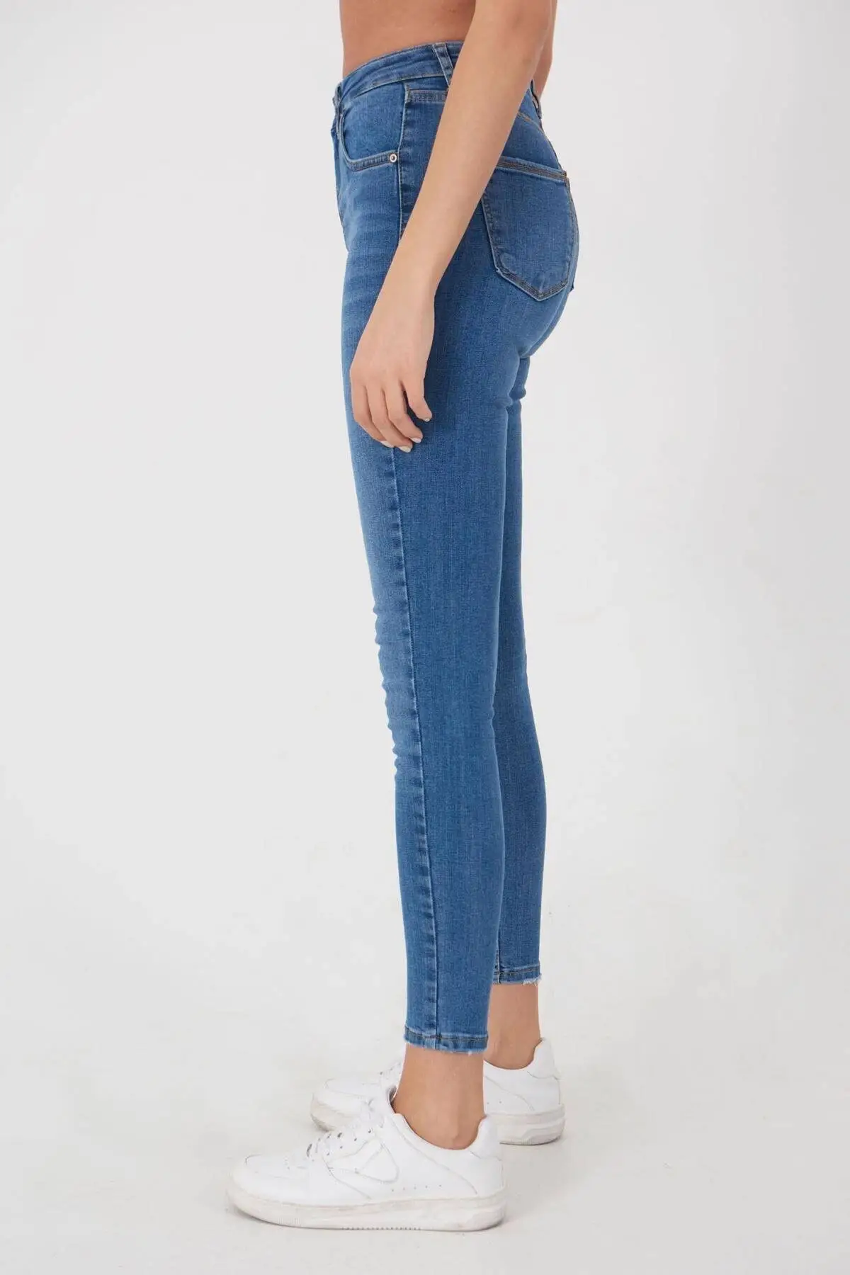 

Jeans Pocket Detail Women Jeans 2021 Fashion