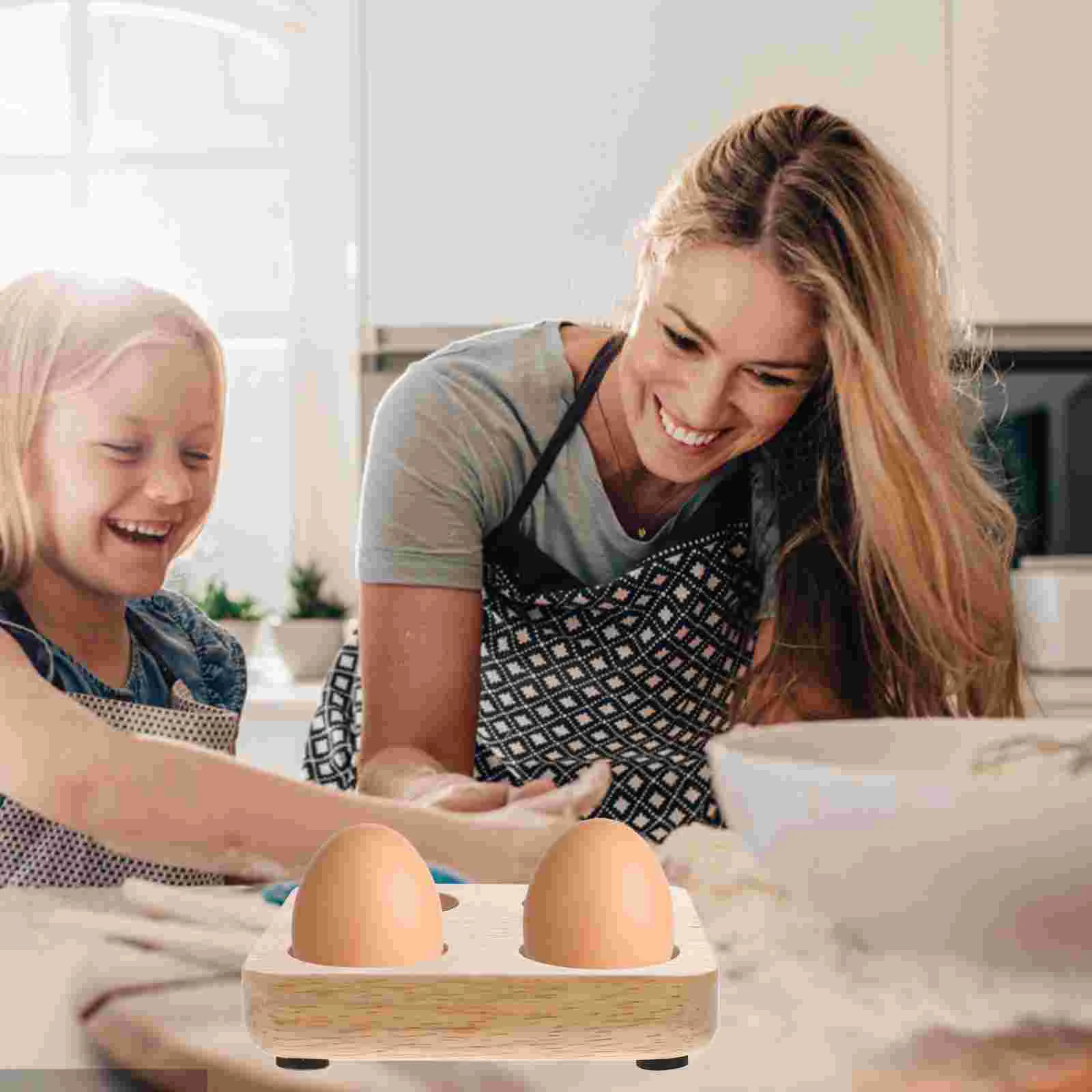 Деревянный держатель для яиц в стиле ретро |