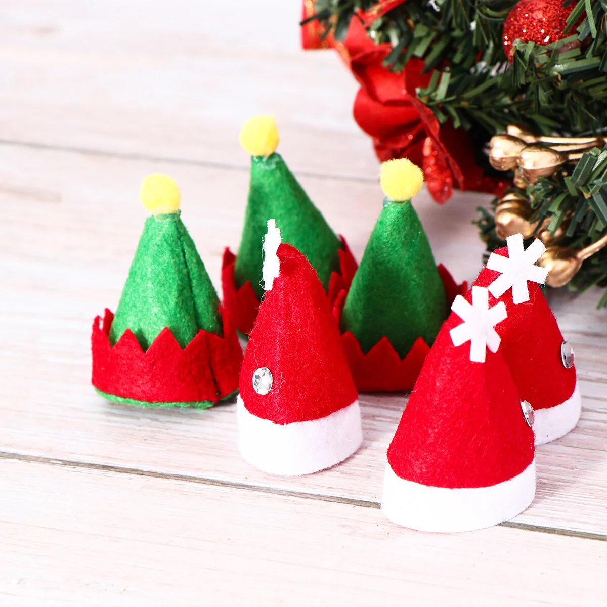 

24pcs Lollipop Wraps DIY Christmas Hat Bottle Toppers Cap Lollipop Candy Cover Diy Craft Hat Holiday Party Favor