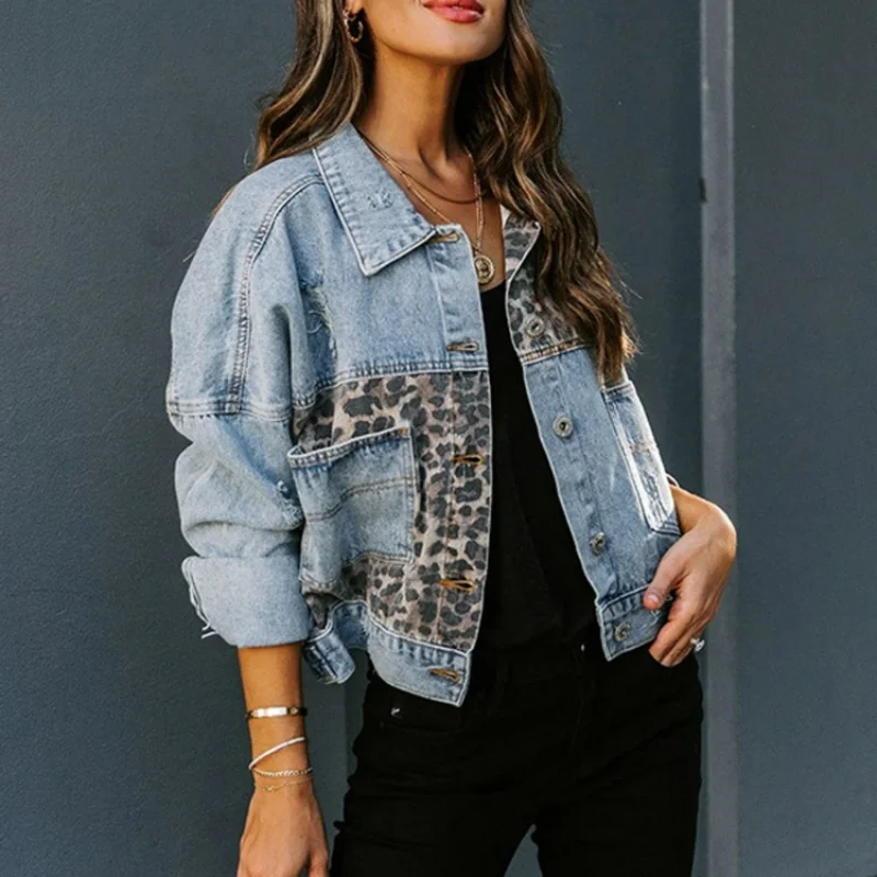 

Denim jacket jacket for women in autumn and winter 2023, long sleeved urban casual leopard pattern patchwork torn denim jacket