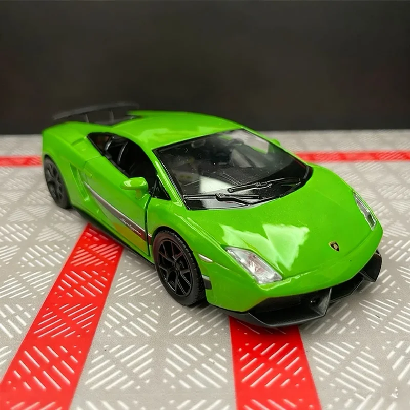 Фото 1/36 Lamborghini Gallardo, классическая модель спортивного автомобиля из сплава, литая под давлением металлическая гусеница, гоночный автомобиль, модель автомобиля, имитация детской игрушки в подарок №5