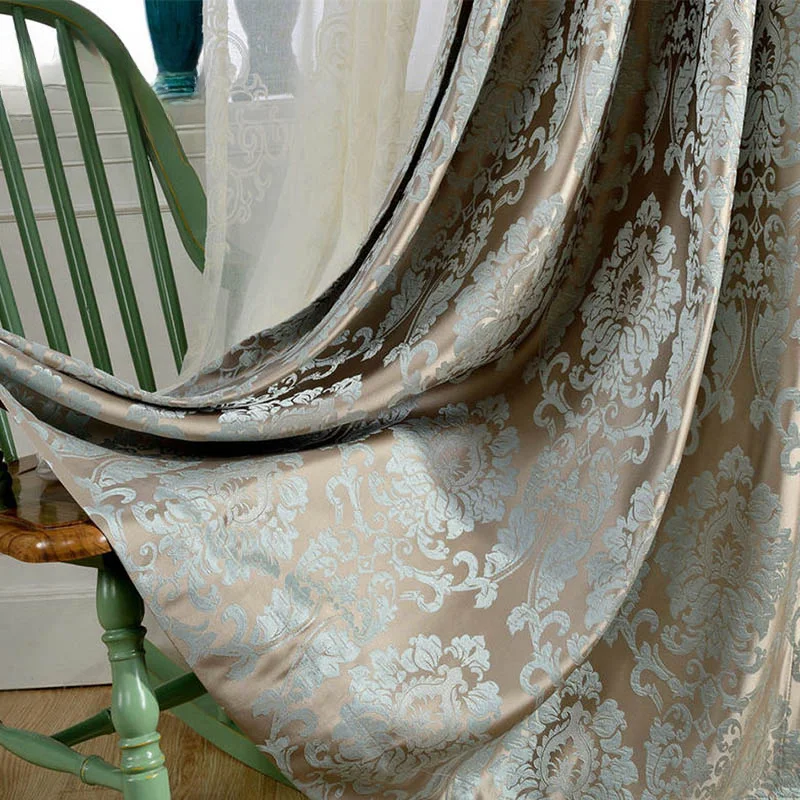 Рисунок 2 - Европейская фототкань для гостиной