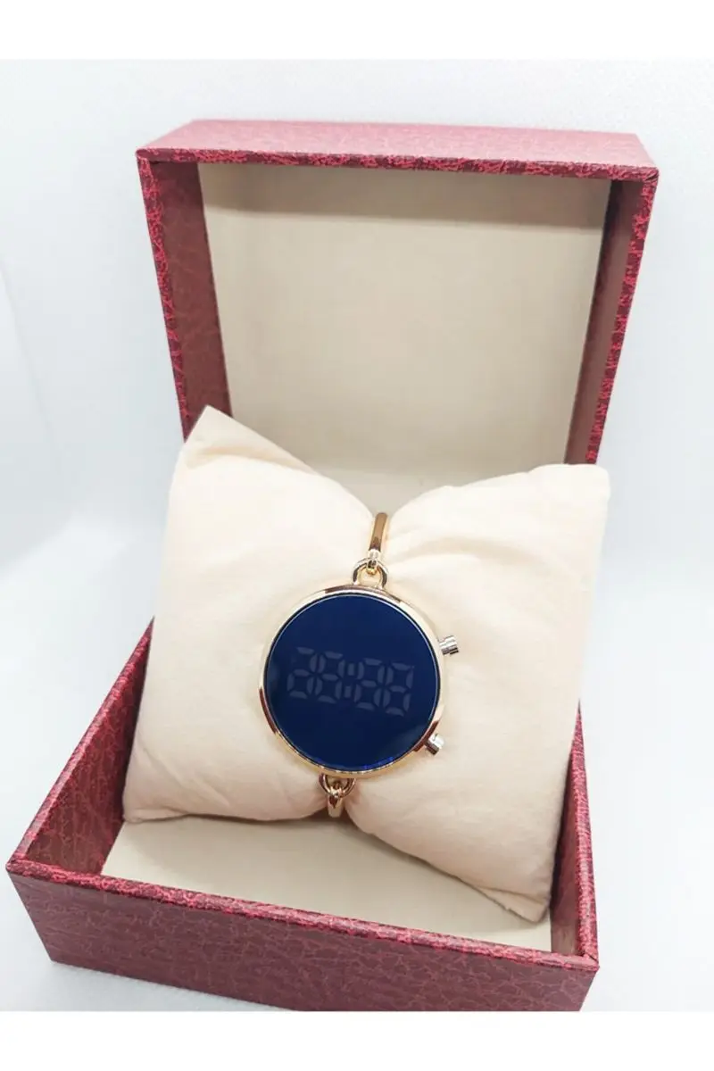 

Digital key clamp Model women wrist watch Trendy women's wrist watch Suitable for Any Wear