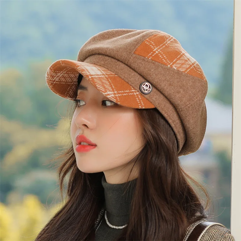 

New autumn and winter color matching octagonal hat Korean casual curved brim duck tongue painter hat all-match dome plaid hat