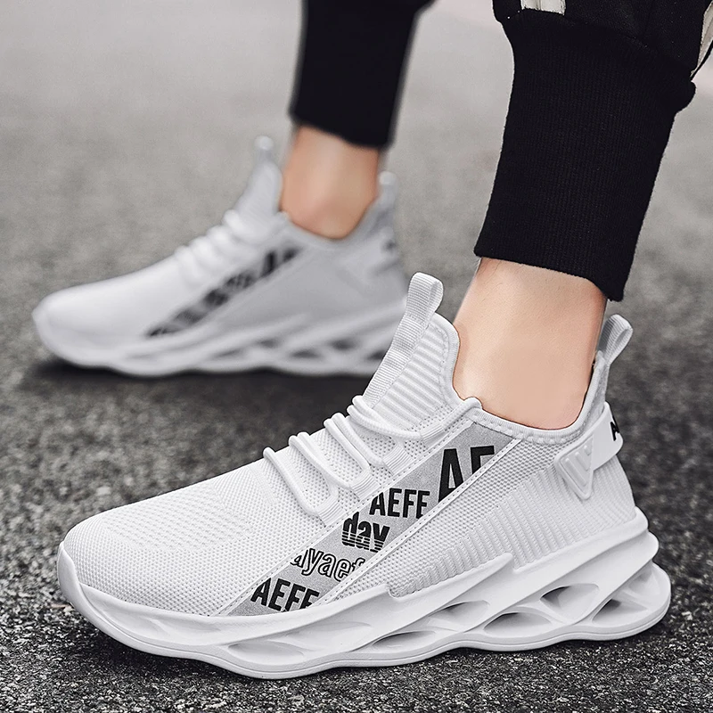 Green Running Shoes Men Ultralight Blade Sneakers Breathable Sports Shoes Male Sneakers Outdoor Athletic Shoes Men Gym Trainers