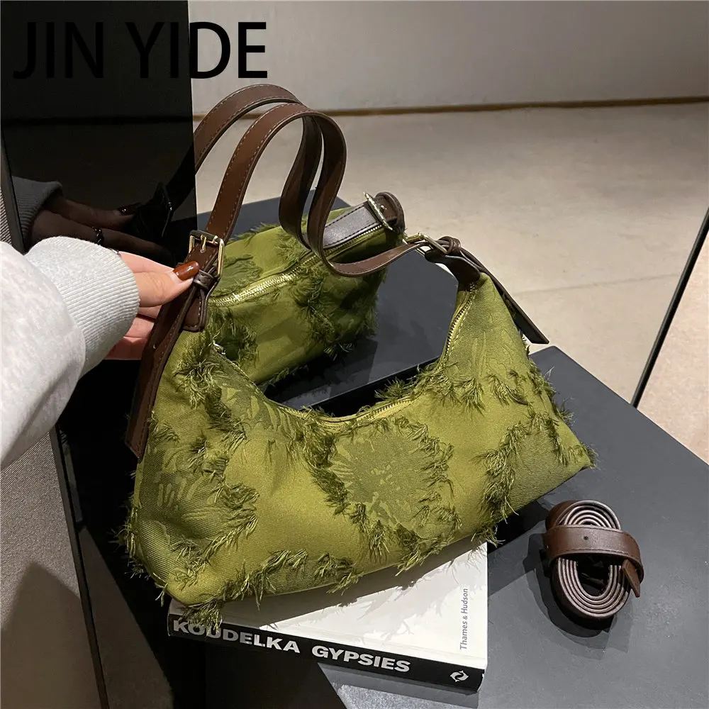 Купи Toptrends Fringed Canvas Shoulder Crossbody Bags For Women 2023 New Trend Luxury Designer Large Capacity Hobo Ladies Handbags за 806 рублей в магазине AliExpress