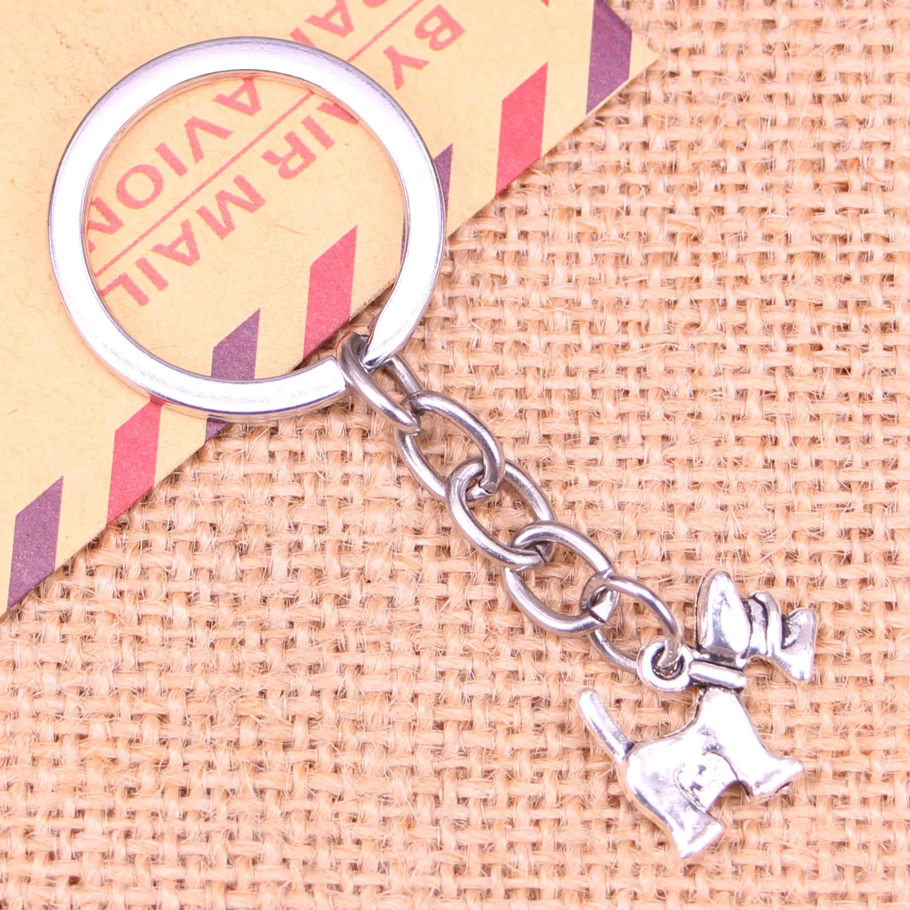 

20pcs New Fashion Keychain 15x18mm dog Pendants DIY Men Jewelry Car Key Chain Ring Holder Souvenir For Gift