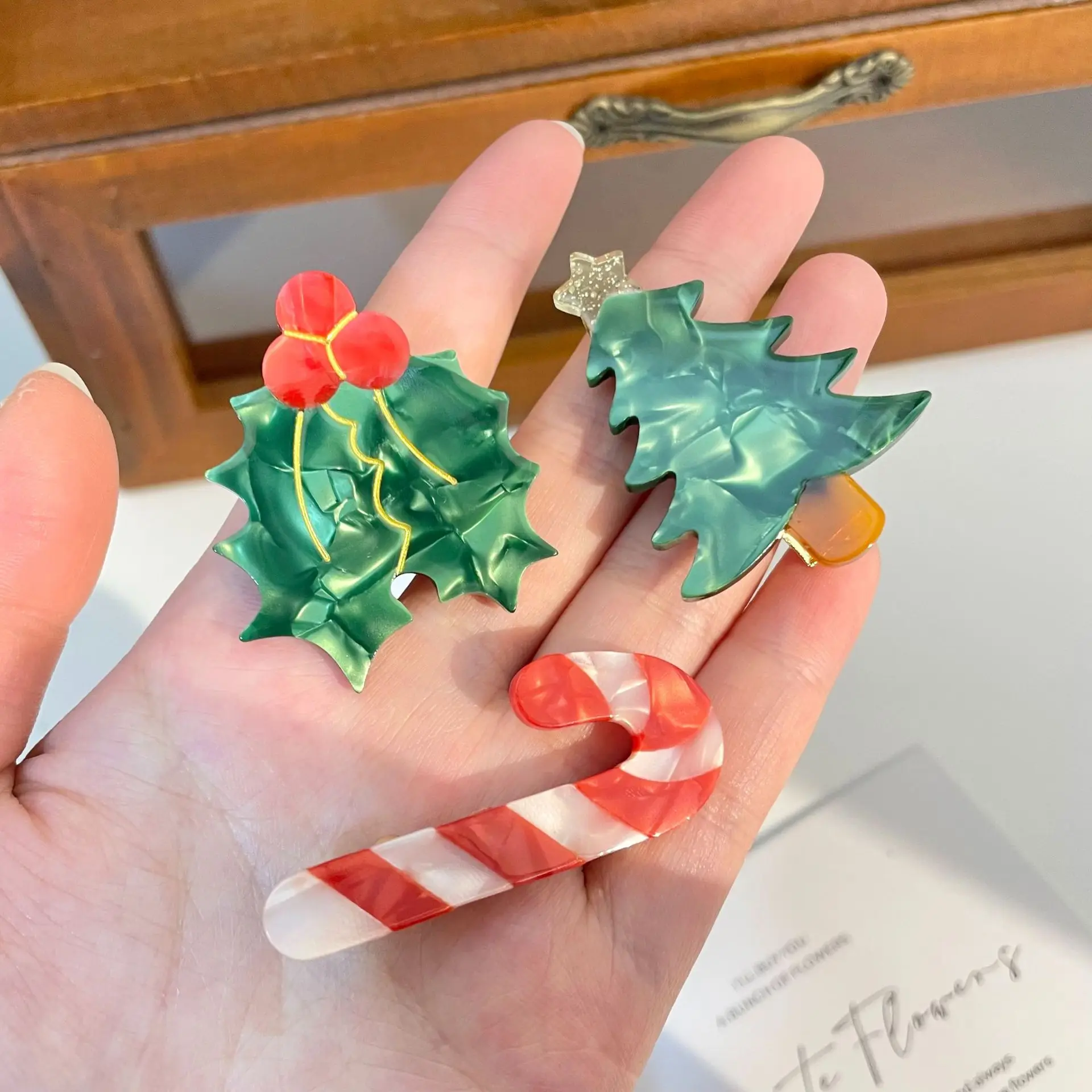 

Cute French Christmas Tree Hairpin Funny Evergreen Tree With Cherry Hair Claw Clips Shark Grab Bangs Clip For Girl Gift Headwear