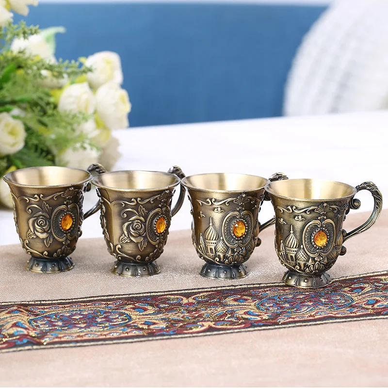 

2/4/6pcs Metal White Wine Glass 50ml A Cup Goblet Reunion Party Coffee Cup Set Cute Wedding Housewarming Gifts for Home Decor