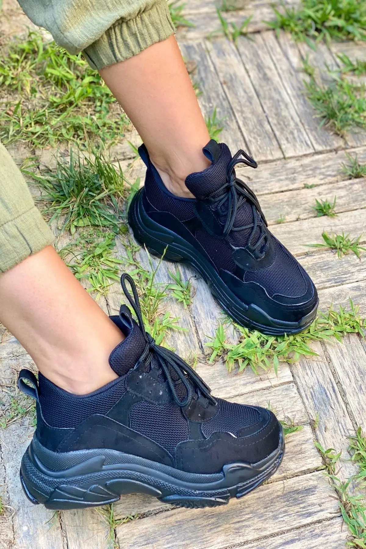 

Women Sneaker Personalized Design